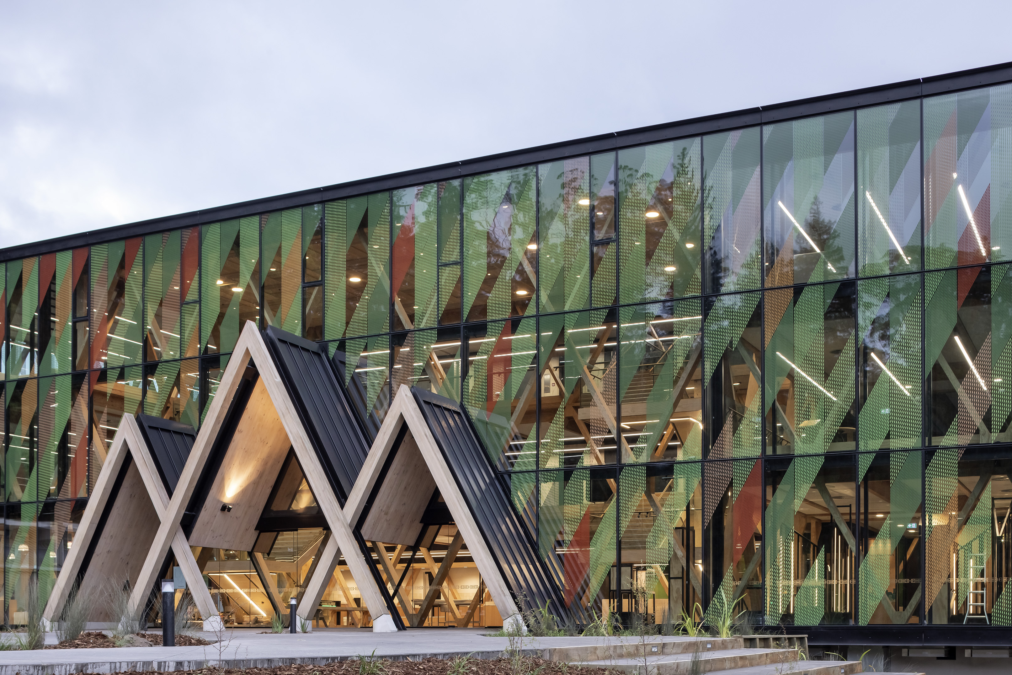 Te Whare Nui o Tuteata; SCION Timber Innovation Hub