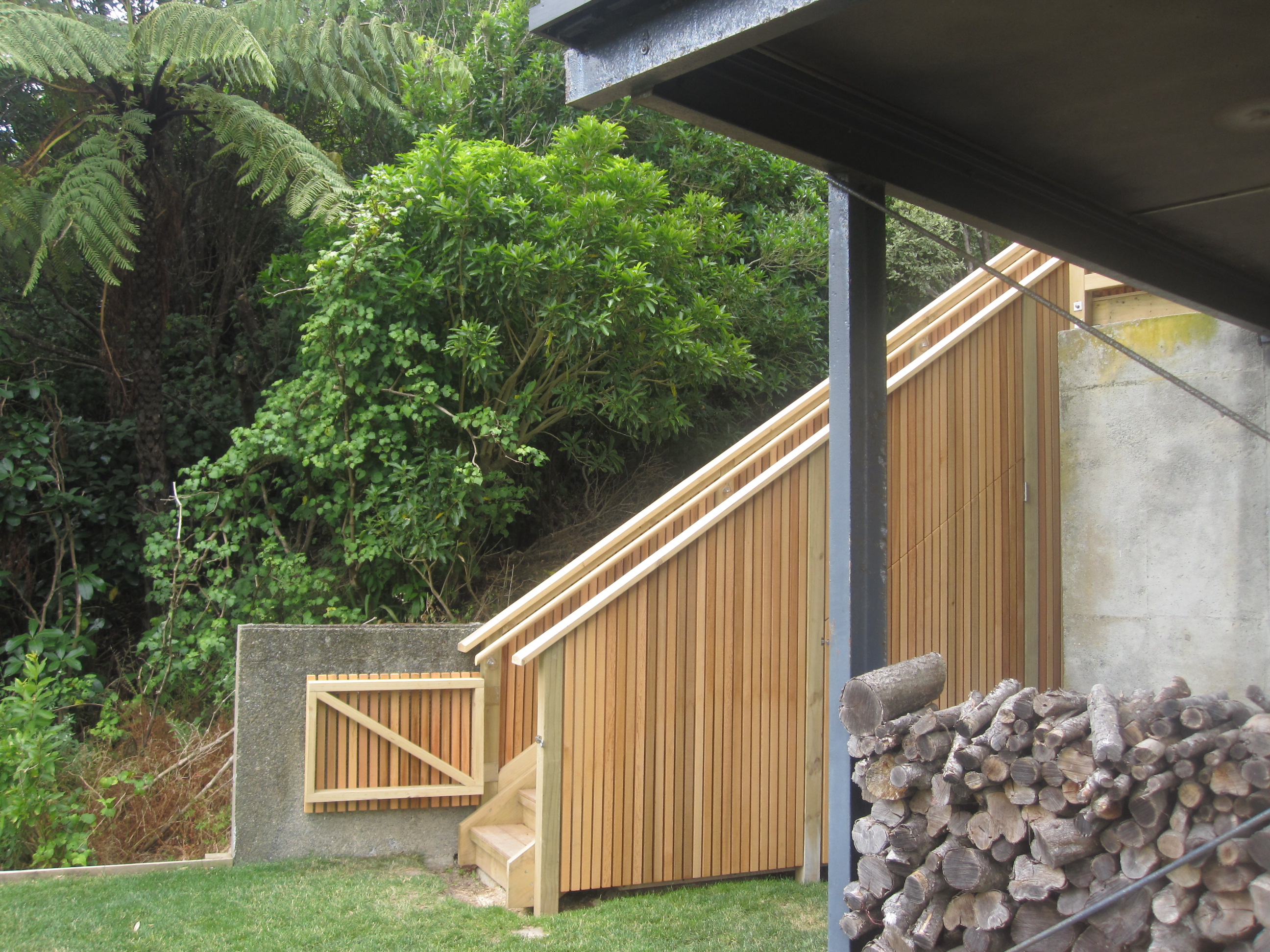 04.02.15 - Bush deck, Wellington